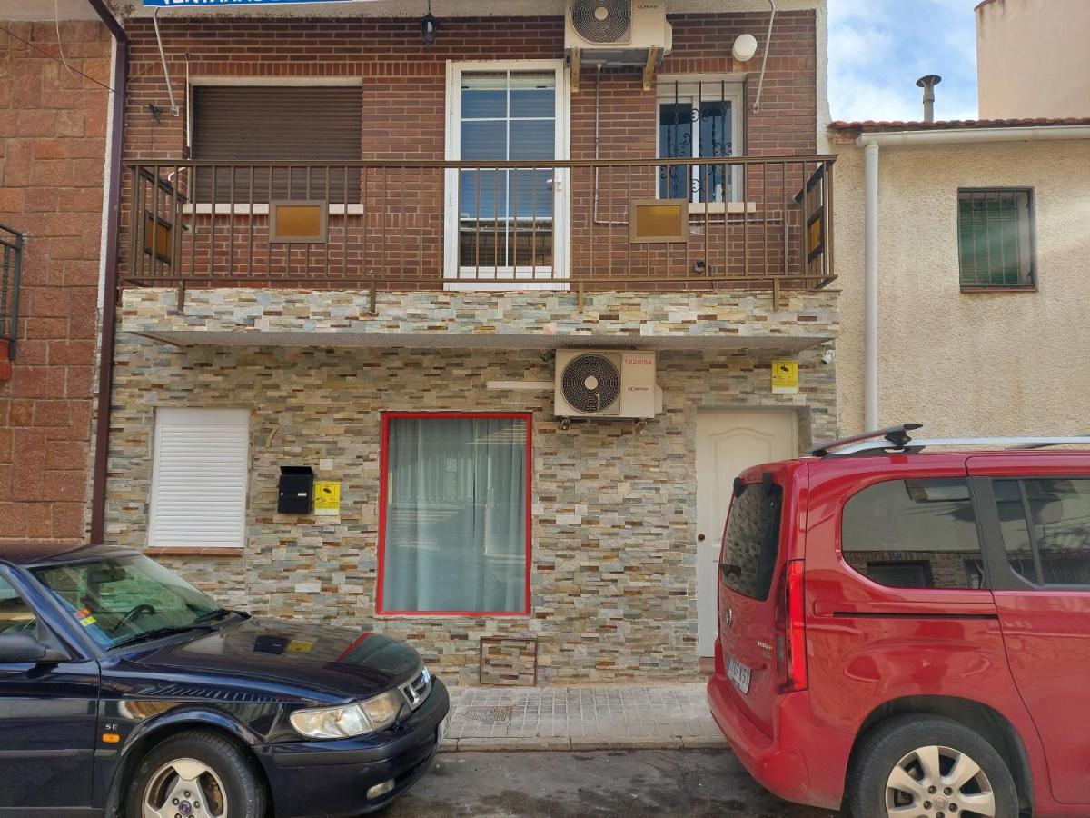 Navas Suite Navas del Rey Exterior photo